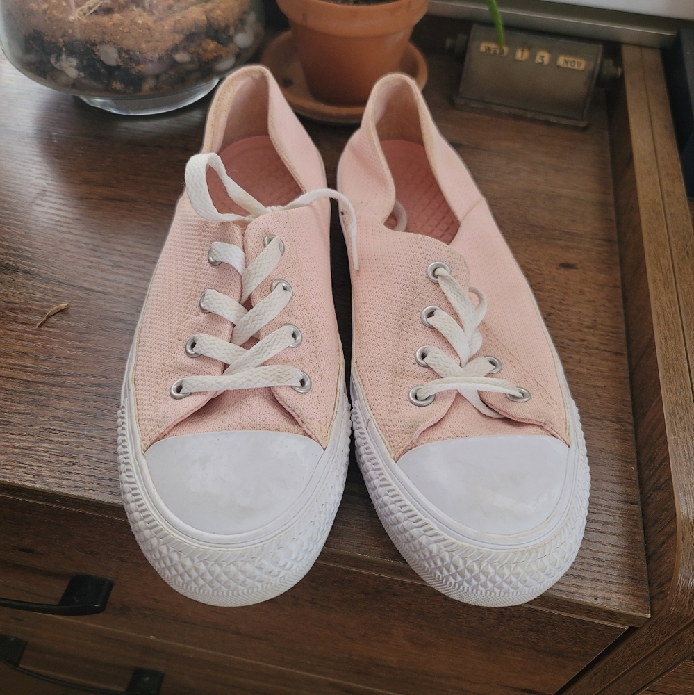 Converse